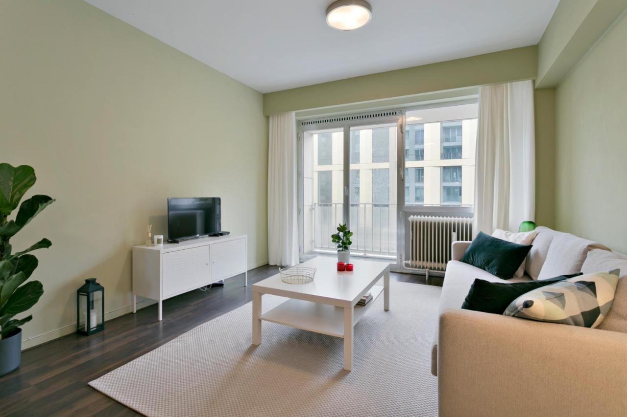 Studio In City Center With Terrace, Netflix - Wifi Antwerpen Exteriör bild