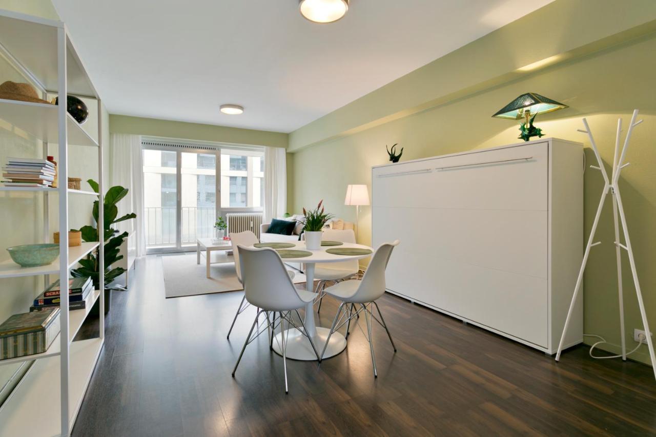Studio In City Center With Terrace, Netflix - Wifi Antwerpen Exteriör bild